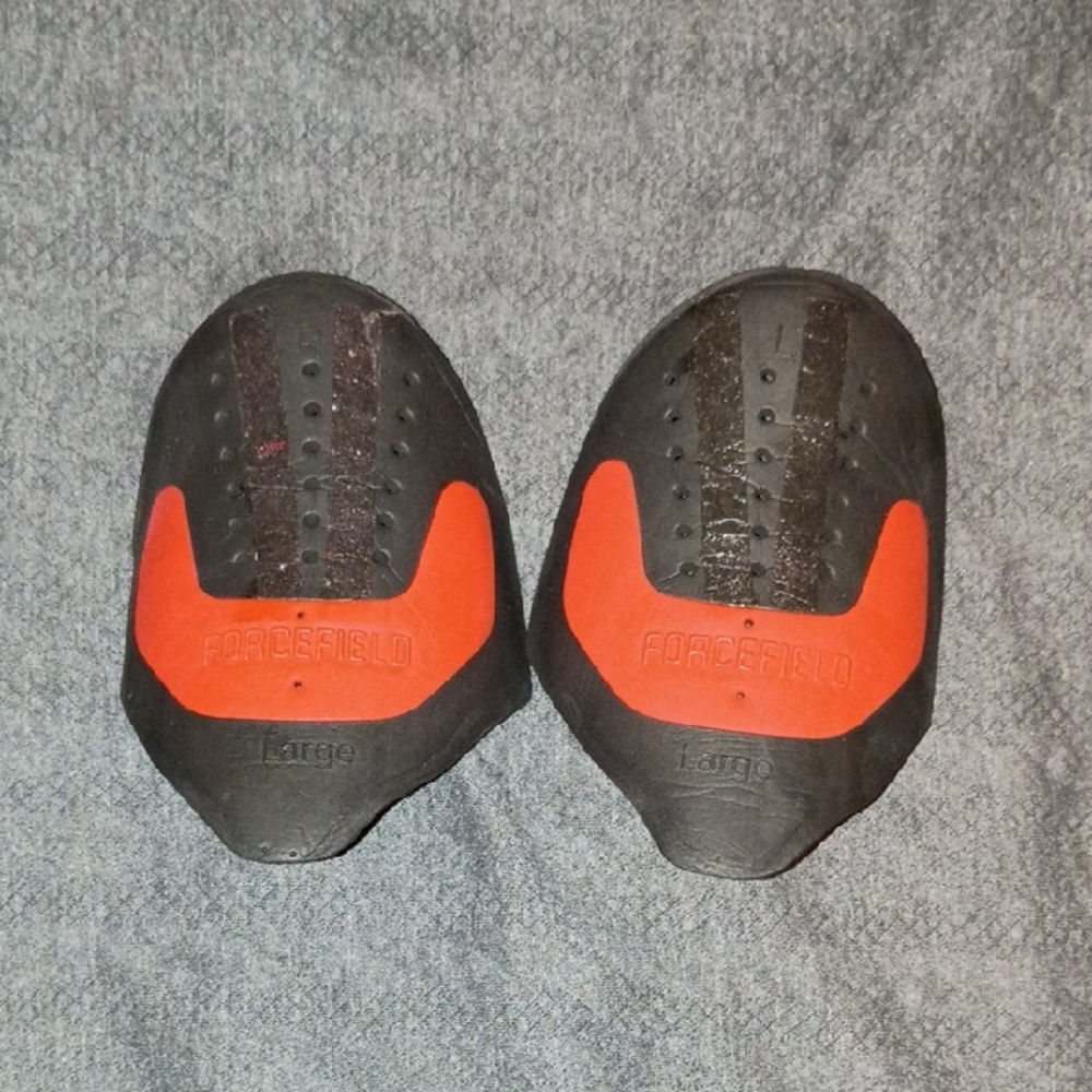 Men’s Black  and red crease protectors- Large